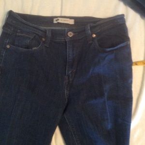 Women’s Levi’s.  515 Bootcut.  With stretch
